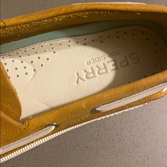 Brand never worn sperry’s - Picture 2 of 3